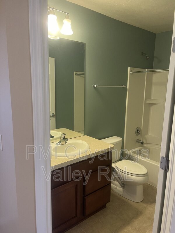 Building Photo - 4046 Gardiner Run
