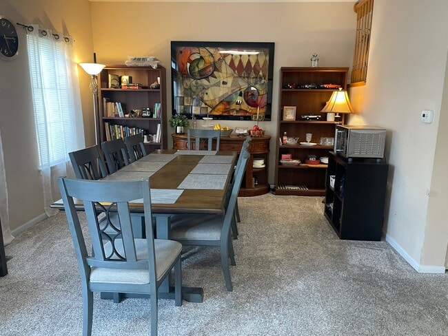 Building Photo - 2872 Cedar Glade Dr