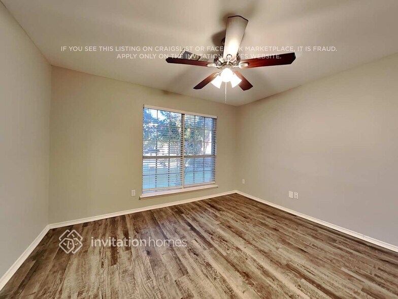 Building Photo - 801 Dayspring Dr