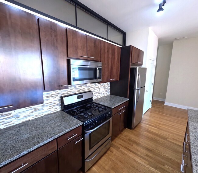 Building Photo - 2778 N Milwaukee Ave