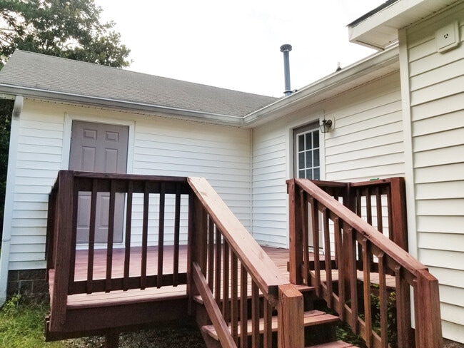 Building Photo - 1117 Cotten Farm Dr