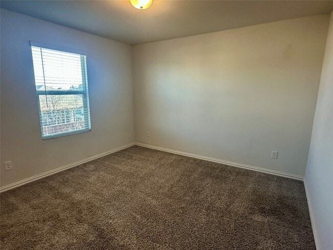 Building Photo - 1636 Briar Hunt Dr