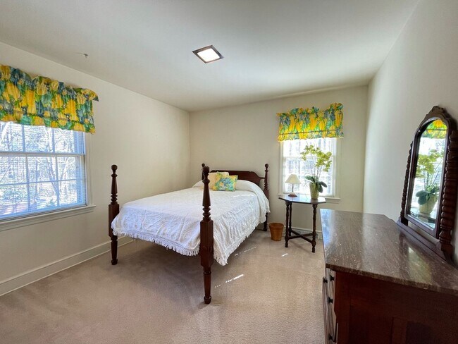 Building Photo - Fully Furnished~All Inclusive~Waiting For YOU!