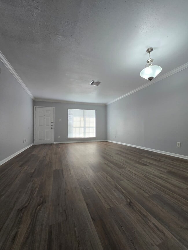 Building Photo - 1193 Lyric Ln