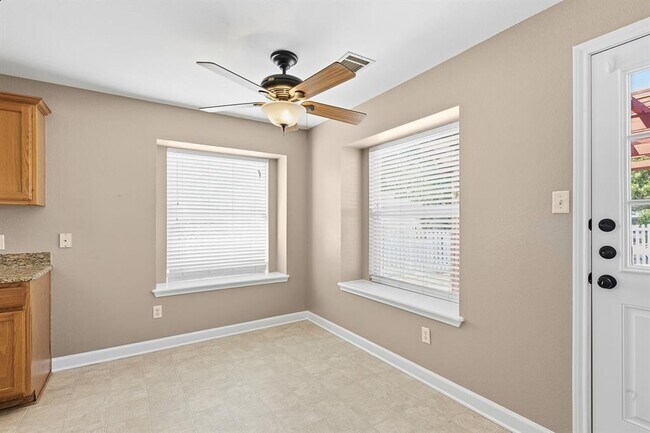 Building Photo - 115 Teasley