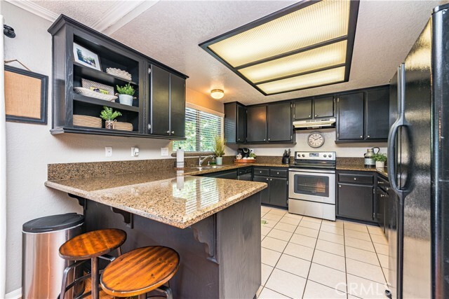 Building Photo - 23028 Canyon Lake Dr N