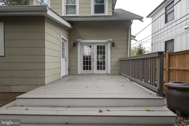 Building Photo - 416 N Cleveland St