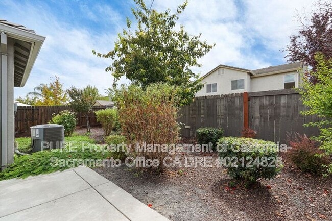 Building Photo - 5500 Amnest Way