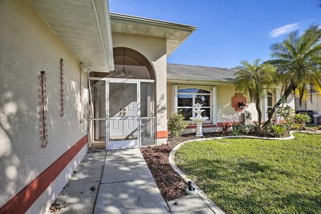 Building Photo - 421 SE 4th Pl