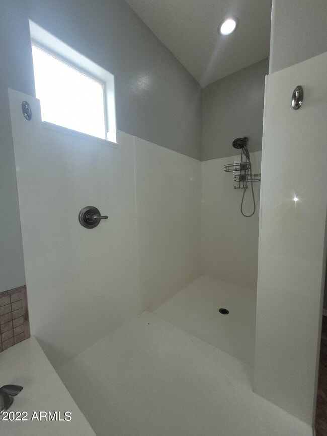 Building Photo - 19350 W Oregon Ave