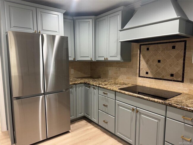 Building Photo - 810 Carter Rd