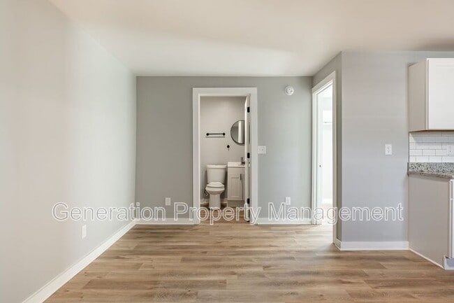 Building Photo - 650 4th St NE