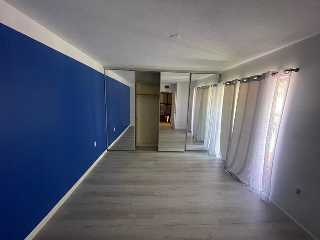Building Photo - 5302 53rd Way