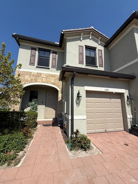Primary Photo - 11101 W 33rd Ct