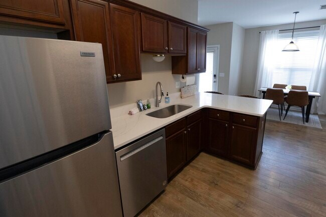 Building Photo - 1226 Isle Bay Dr