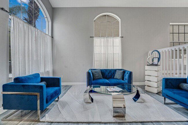 Building Photo - Spacious 4-Bedroom with 3 Full Baths in Royal Palm Beach!