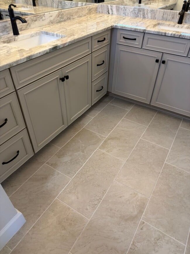 Building Photo - Brand new 4 bedroom home for rent