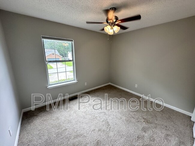 Building Photo - 117 Grimsby Ln