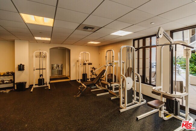 Building Photo - 11847 Gorham Ave