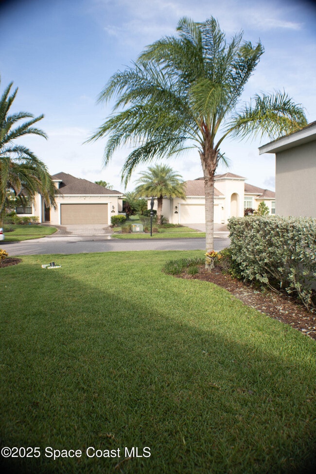 Building Photo - 7518 Bluemink Ln