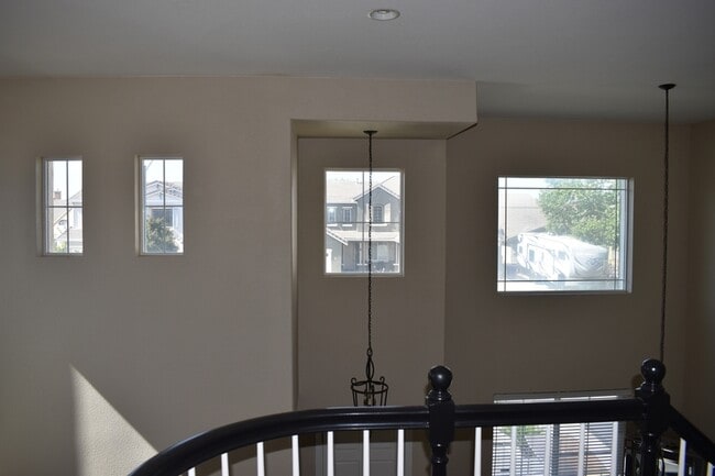 Building Photo - 870 Alabaster Ct