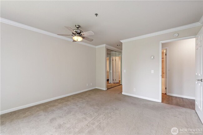 Building Photo - 2Bd/2Ba Bellevue Condo