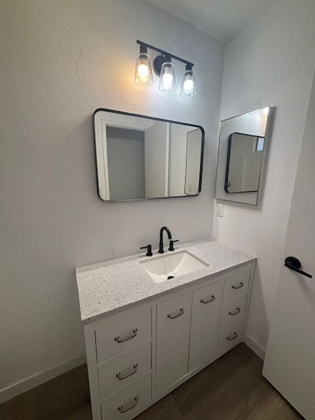 Building Photo - Spacious 3-Bedroom, 2-Bath Home with Modern Upgrades