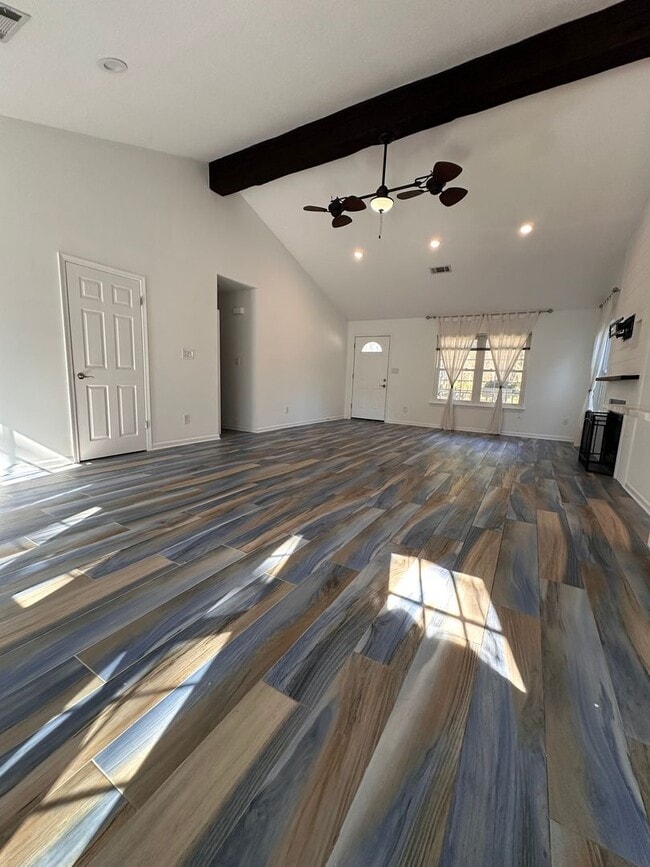 Building Photo - The BEST location there is-- Newly Renovated 3 bedroom home!