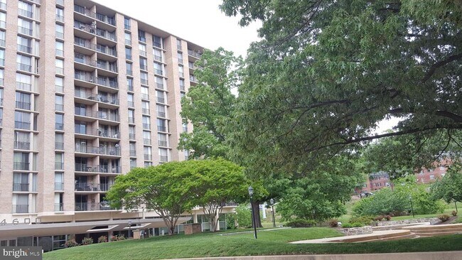 Building Photo - 4600 Miles Dr