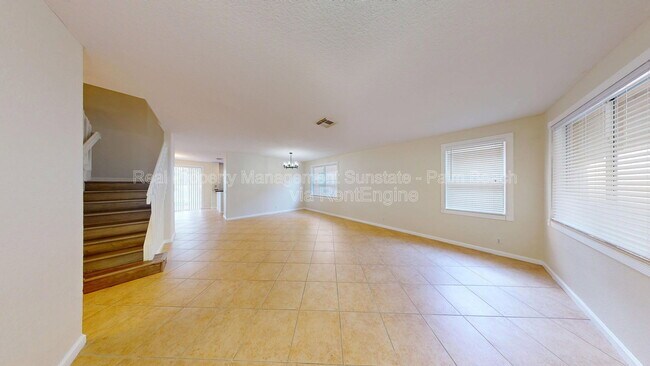 Building Photo - 6786 Aliso Ave