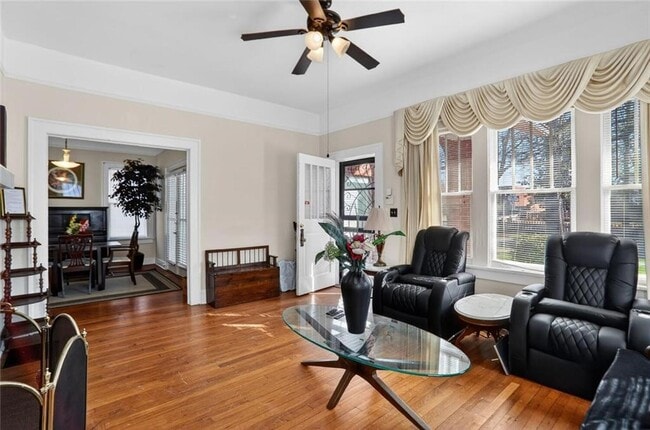 Building Photo - 203 Winter Ave