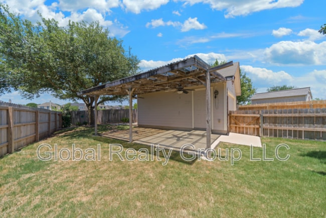 Building Photo - 308 Rustic Tr