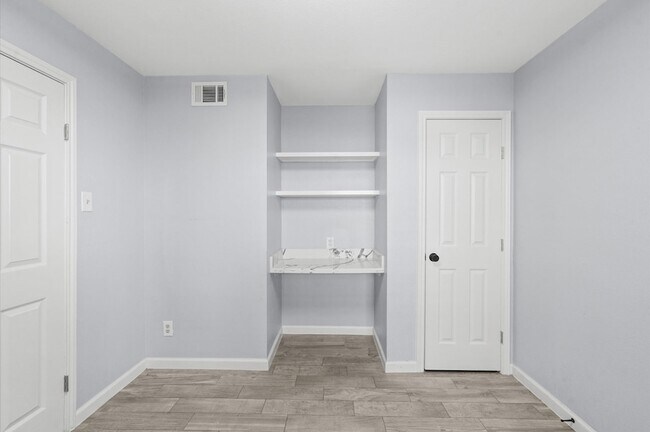 Building Photo - 14600 Fonmeadow Dr