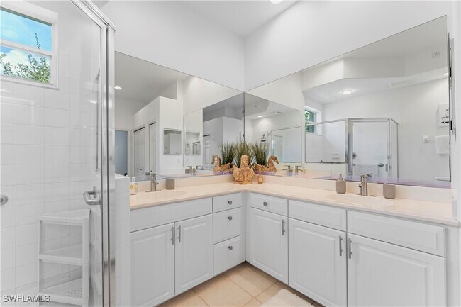 Building Photo - 8217 Parkstone Pl