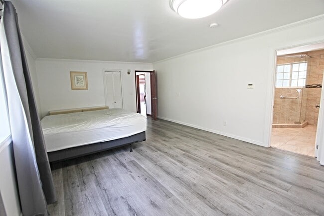 Building Photo - 12785 Cobblestone Creek Rd