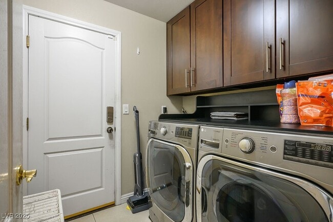 Building Photo - 3530 Shelome Ct