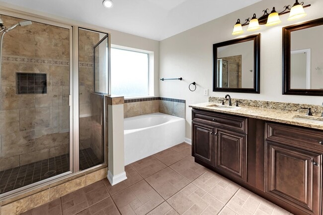 Building Photo - 2722 Bronze Loquate Ct