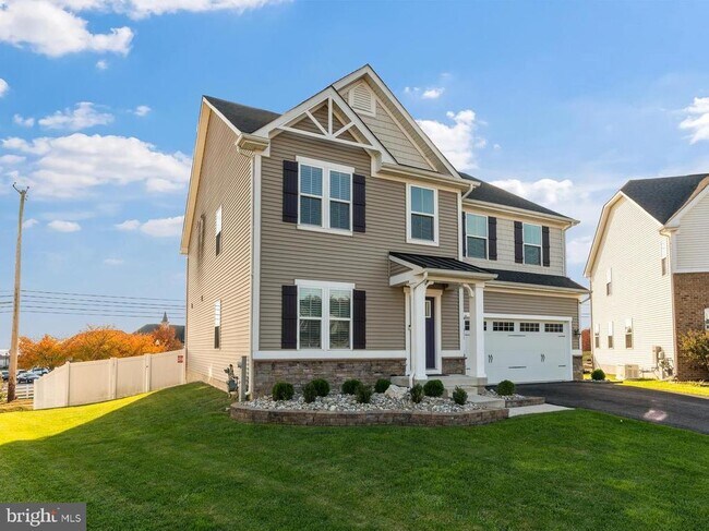 Building Photo - 311 Sunrise Ct