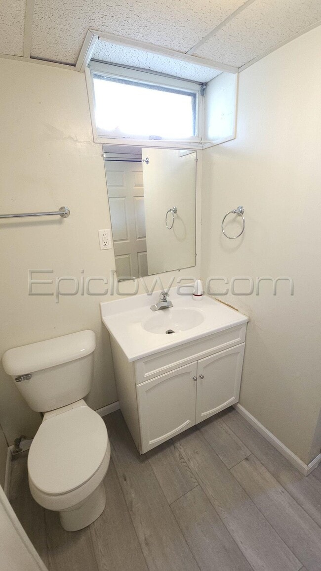 Building Photo - 167 Red Wing Rd SW