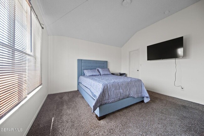 Building Photo - 14148 Patriot Point Dr