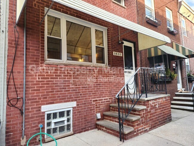 Building Photo - 1641 S Camac St