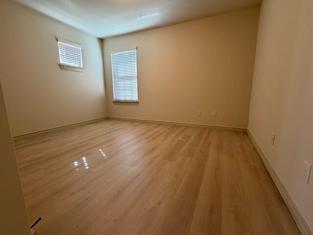 Building Photo - 3314 Selene Dr