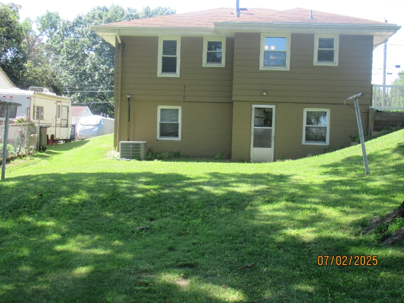 Building Photo - 121 Bell Ave