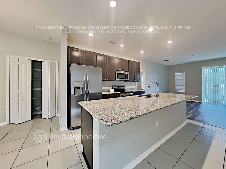 Building Photo - 4831 Reisswood Lp