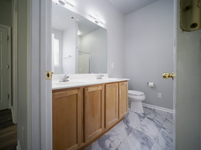 Building Photo - 1030 Boxelder Ln