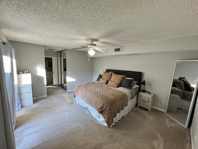 Building Photo - 8535 Boca Rio Dr