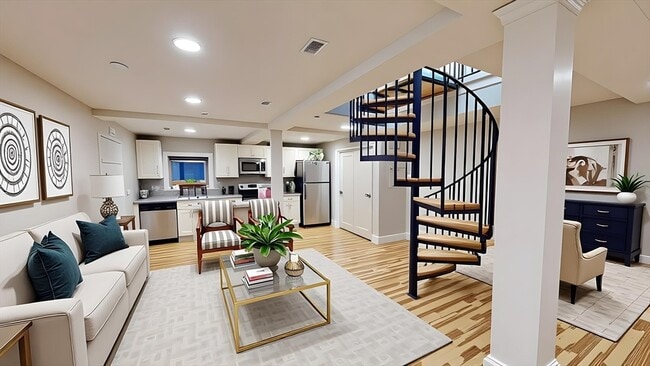 Building Photo - 9 Anderson St