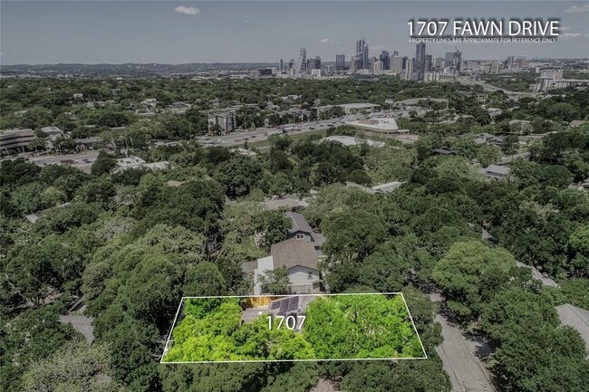 Building Photo - 1707 Fawn Dr