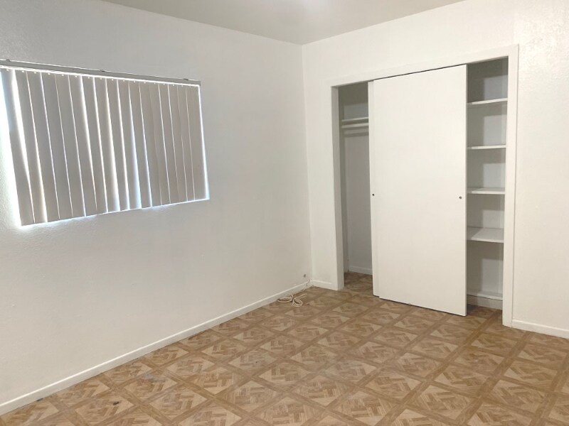 Building Photo - 1026 E Highland Ave