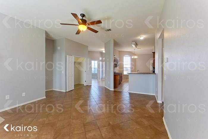 Building Photo - 2413 Beaver Bend Ln